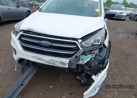 2019 Ford Escape Se из США, поврежденный, VIN 1FMCU0GD9KUB14208